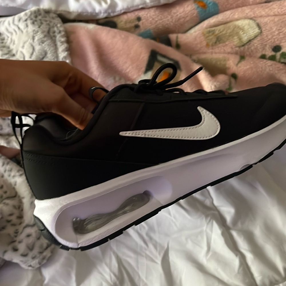 Women’s Nike air max